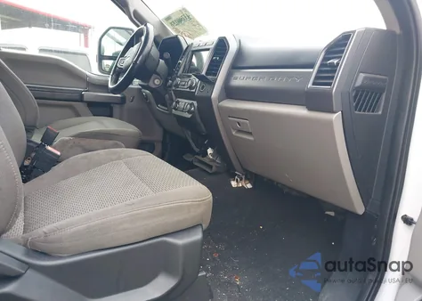 2020 Ford F-250 Xlt z USA, uszkodzony, nr VIN 1FT7W2BT4LEC09927